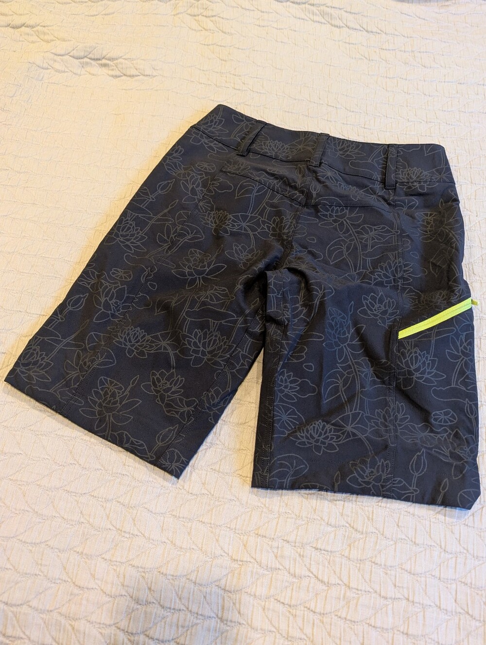 Wild Rye NWOT Mountain Bike Freel Shorts Size 4 - Picture 7 of 11